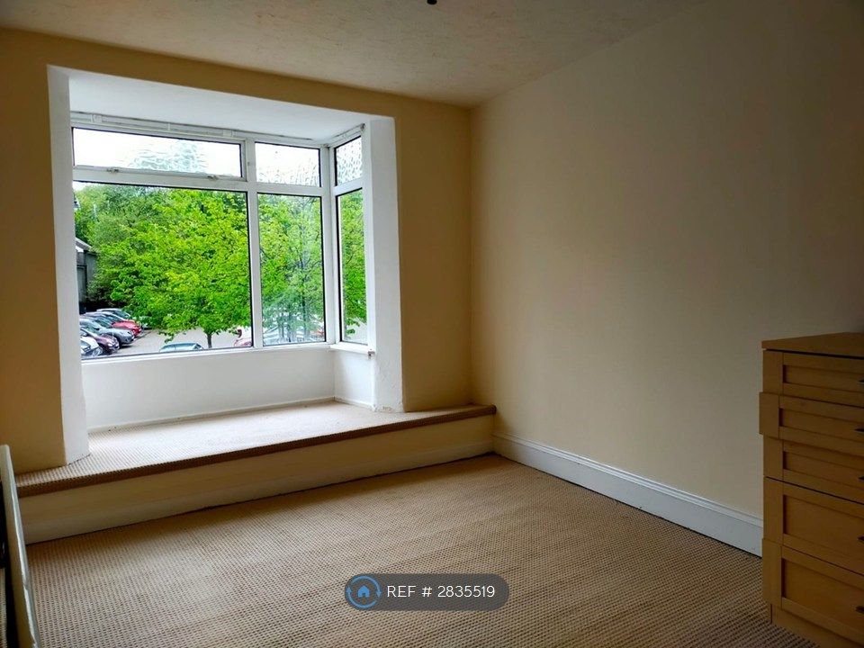 4 bed terraced house to rentMorgan Street, Tredegar NP22