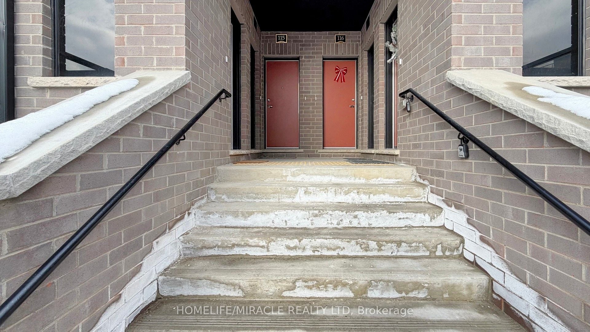416-1577 Rose Way, Milton, ON, L9E 1N4 photo 5