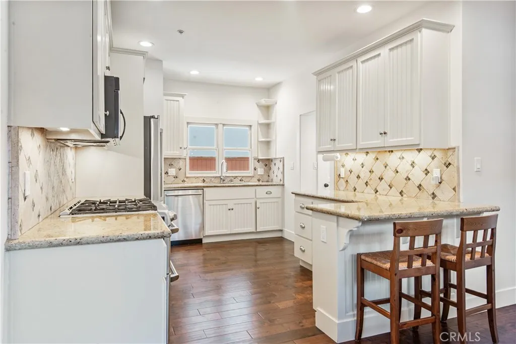 Additional image 8 of 420 S Broadway Unit A, Redondo Beach, CA 90277