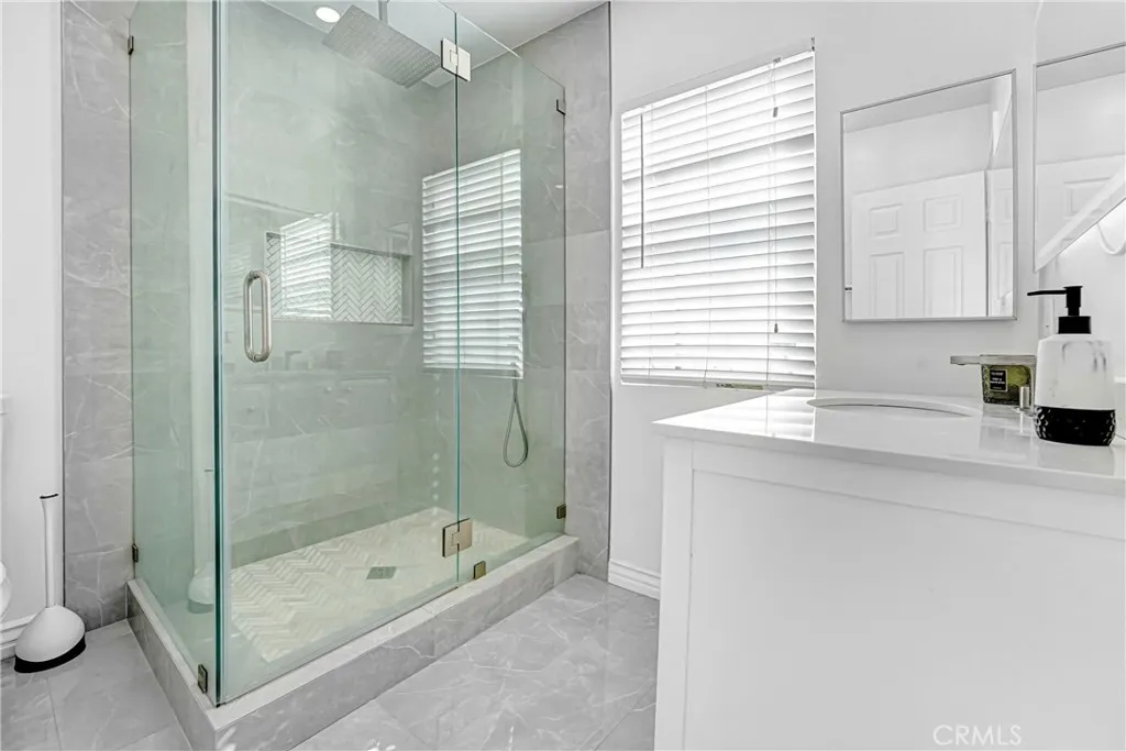 Additional image 62 of 18216 Hartland Street, Reseda, CA 91335