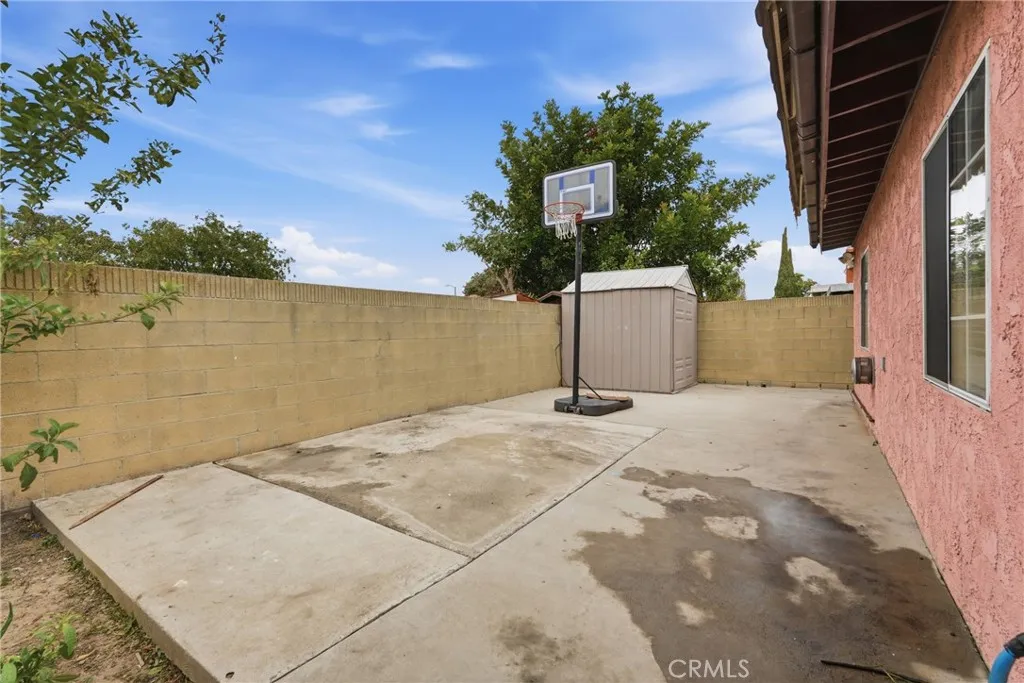 20215 Tajuata Ave, Carson, CA 90746