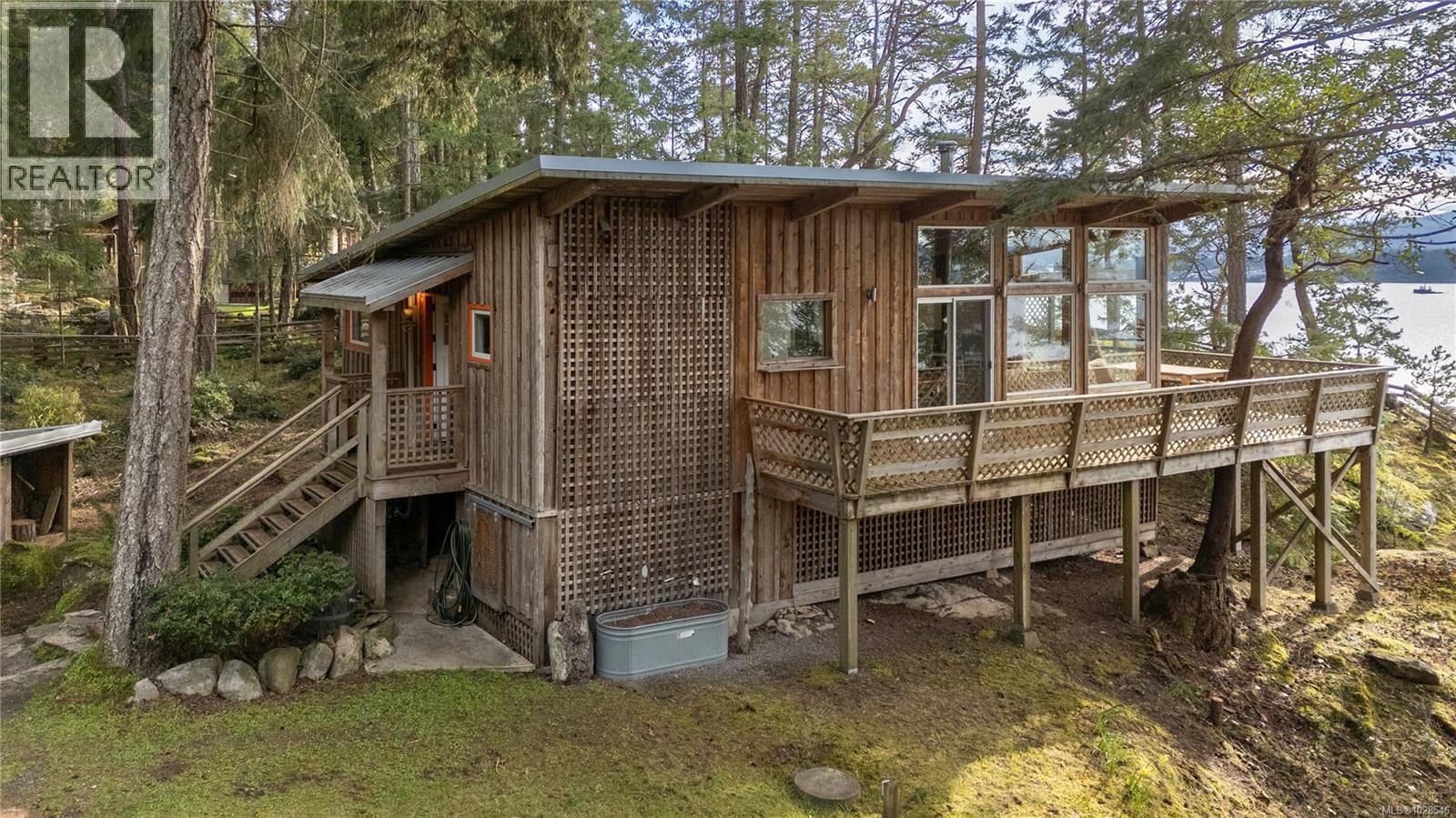 811 Canso Rd