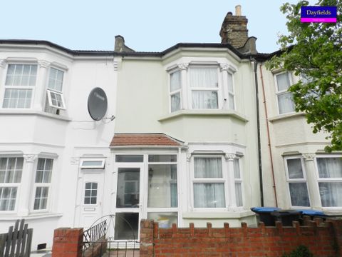 Monmouth Road, Edmonton N9