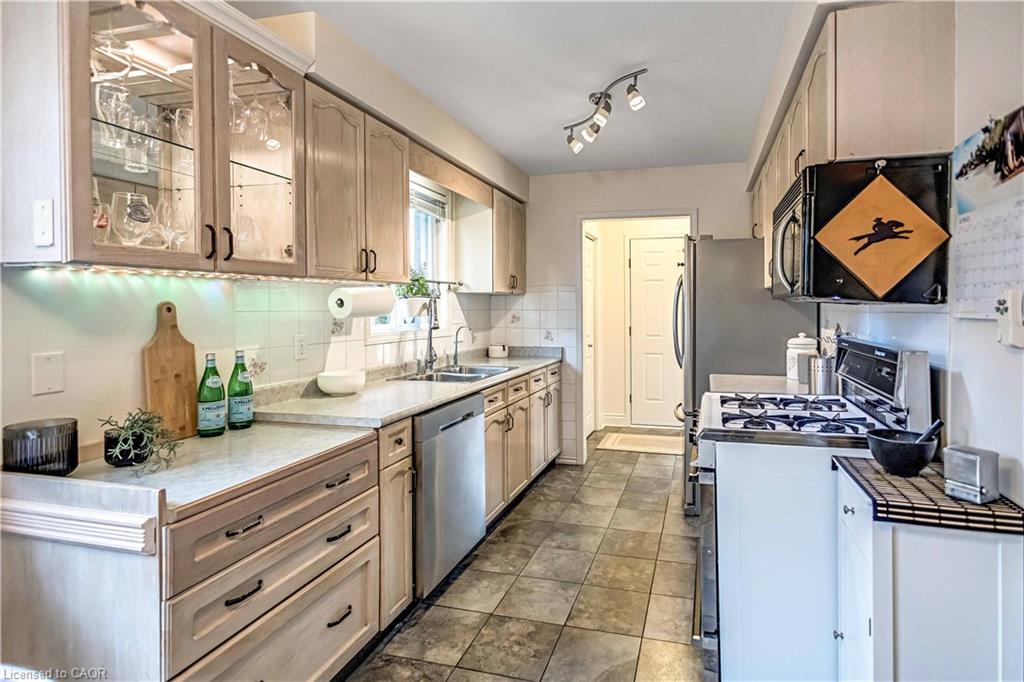 Additional image 6 of 640 Acadia Drive, Hamilton, ON, L8W 3V1