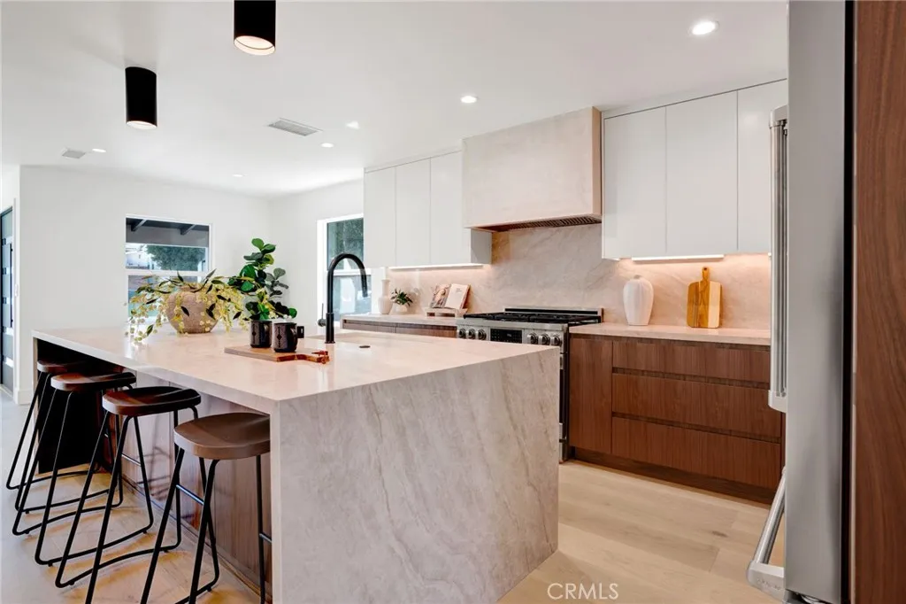 Additional image 13 of 8121 Chase Ave, Los Angeles, CA 90045
