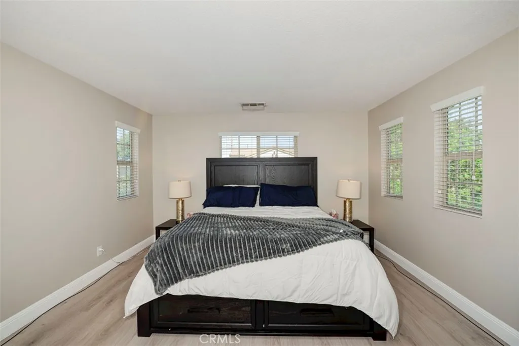 Additional image 11 of 483 Klamath Ct, Corona, CA 92880