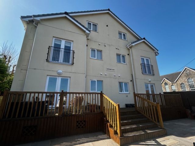 Studio to rentSt Mary's Court, Burry Port SA16