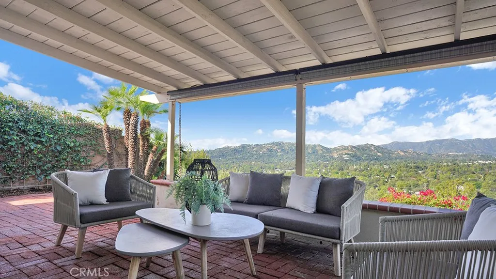 5537 Stardust Rd, La Canada Flintridge, CA 91011 photo 4