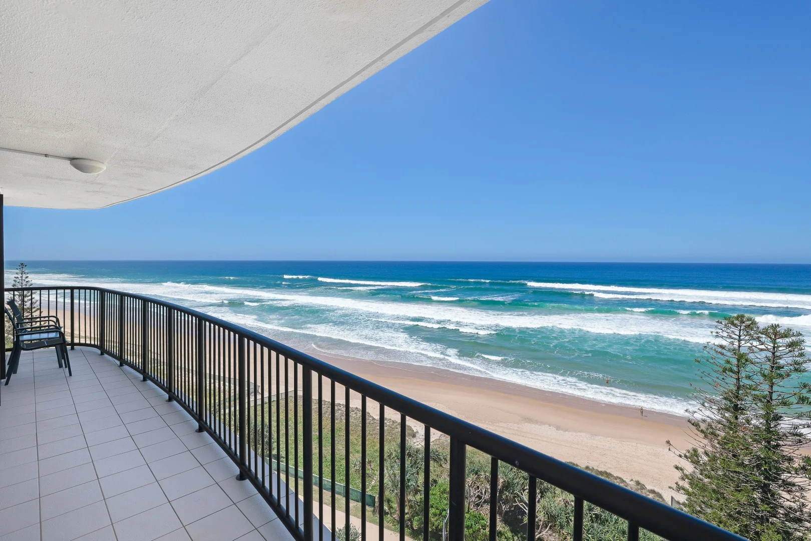 9E/4 Old Burleigh Road, Surfers Paradise QLD 4217