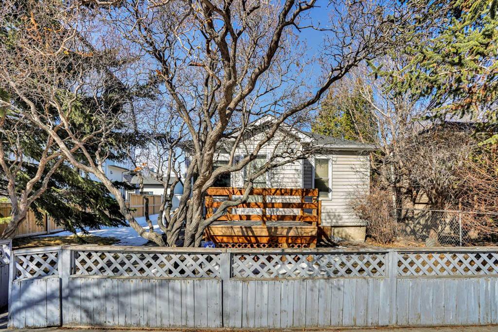 Additional image 3 of 231 11a Street NE, Calgary, AB, T2E 4P1
