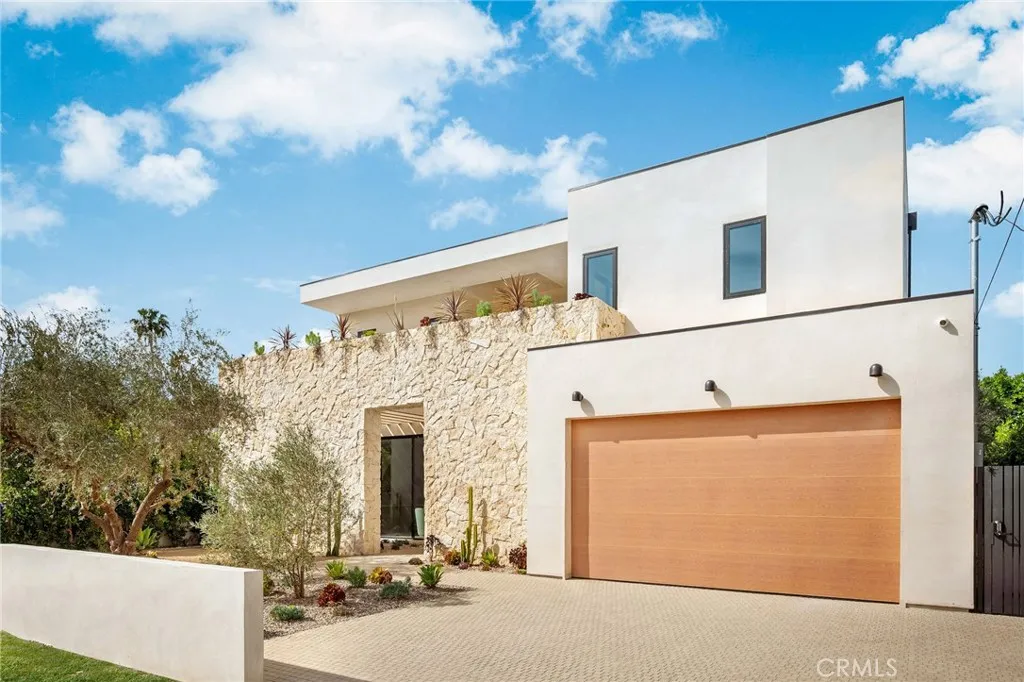 Additional image 5 of 15447 Huston St, Sherman Oaks, CA 91403