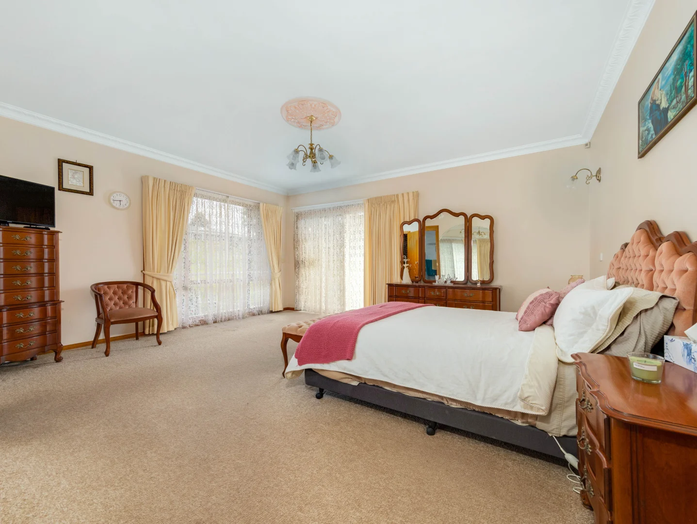 Additional image 8 of 4 Silverdell Place, Surf Beach NSW 2536