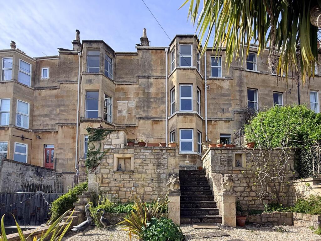 Belgrave Crescent, Bath photo 2