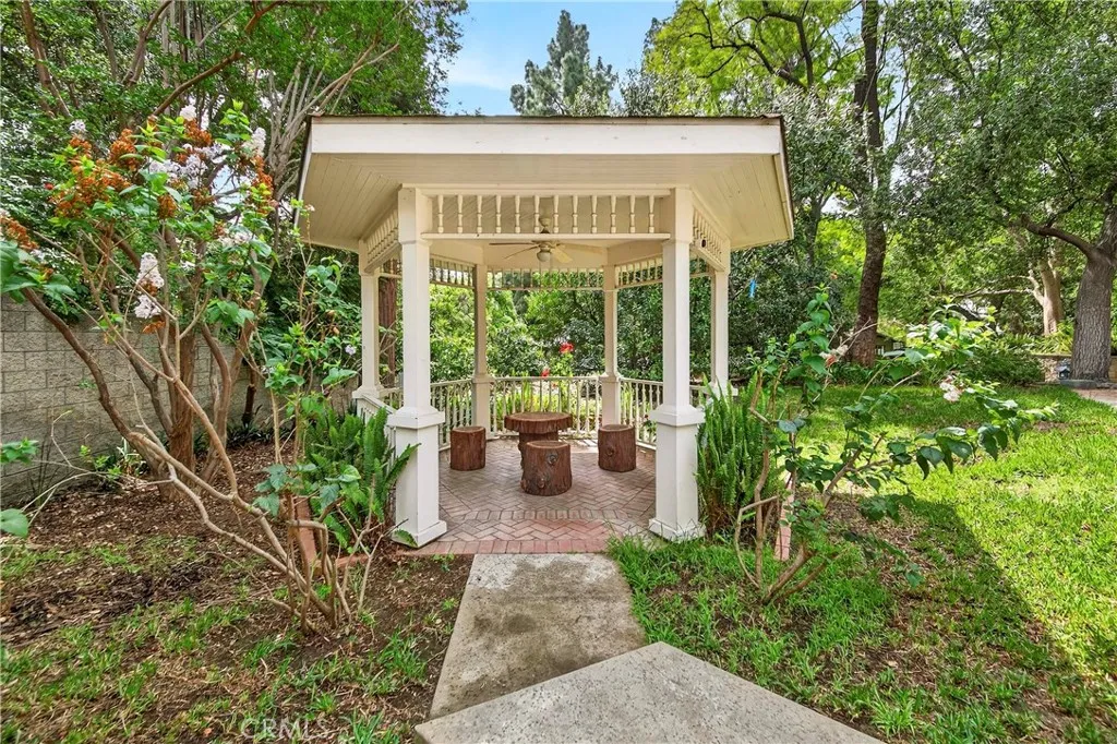 Additional image 56 of 465 W Highland Avenue, Sierra Madre, CA 91024
