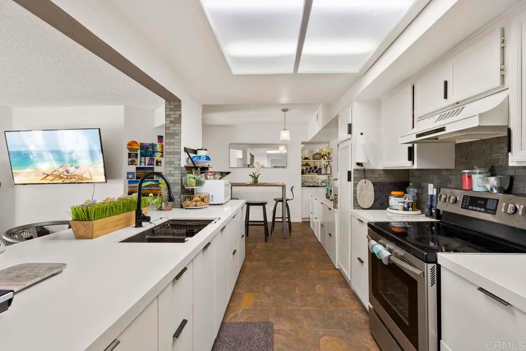 1050 E Washington Ave Unit 62, Escondido, CA 92025