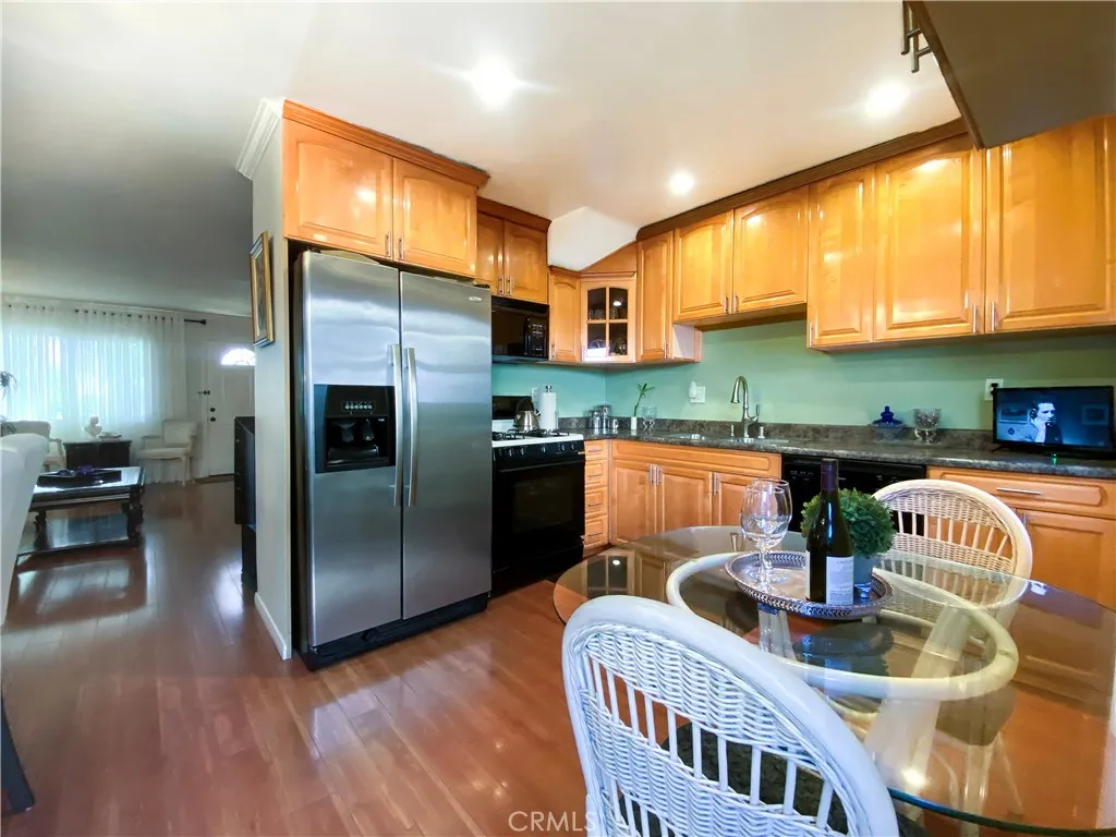 Additional image 9 of 17041 Roscoe Boulevard Unit 3, Northridge, CA 91325