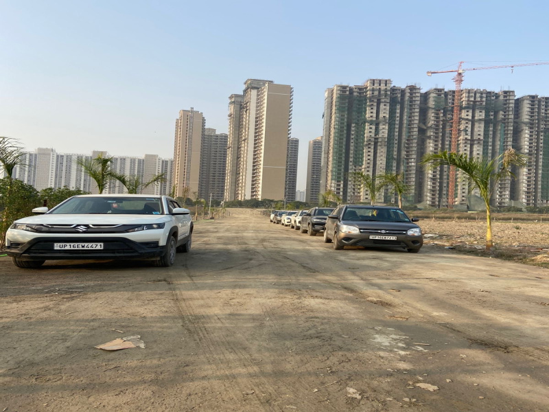 Additional image 2 of Noida Expressway, Noida