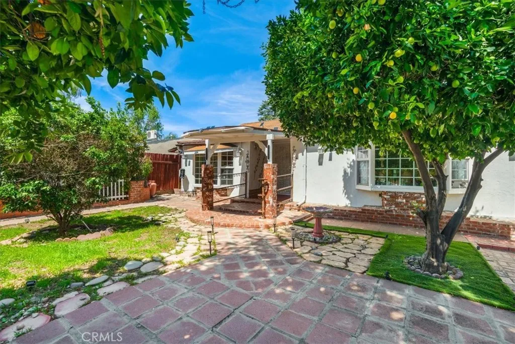 Additional image 2 of 22111 Covello St, Canoga Park, CA 91303