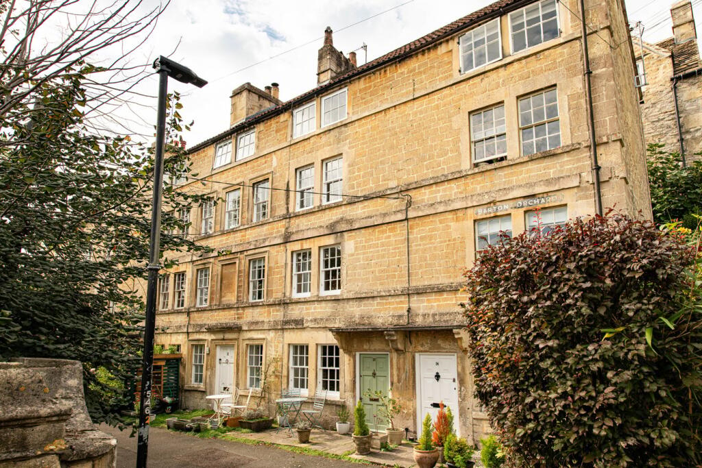 Barton Orchard, Bradford-on-Avon, BA15