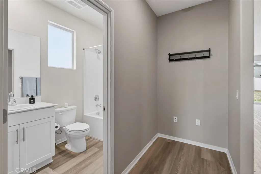 Additional image 60 of 29114 Flathead Rd, Lake Elsinore, CA 92532