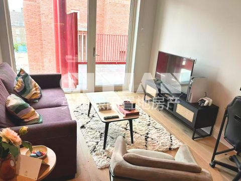 Ellen Craft Apartments, Artisi, Civic Avenue W6