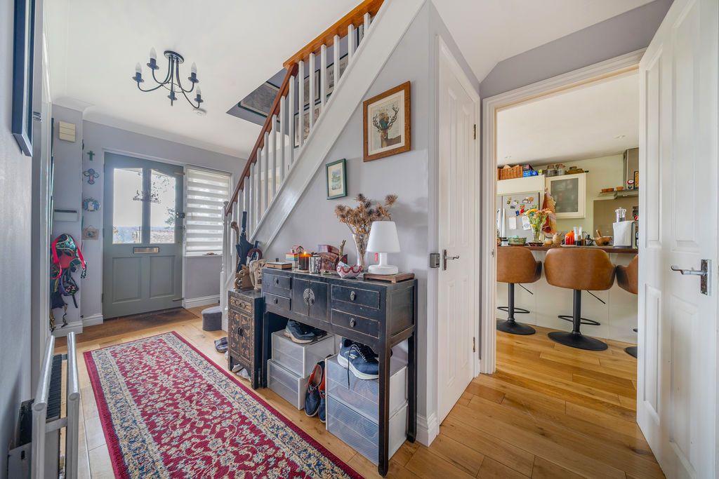 Additional image 7 of 4 bed detached house to rentShadyhanger, Godalming GU7