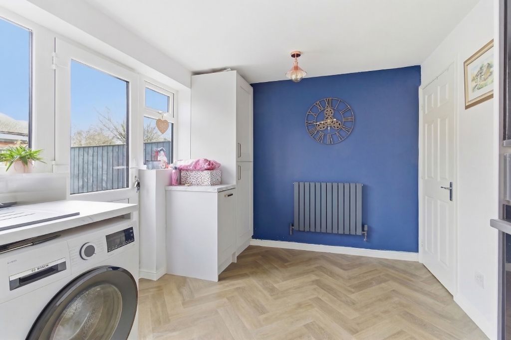 Additional image 5 of 2 bed terraced house for saleHawfinch Close, Covingham SN3