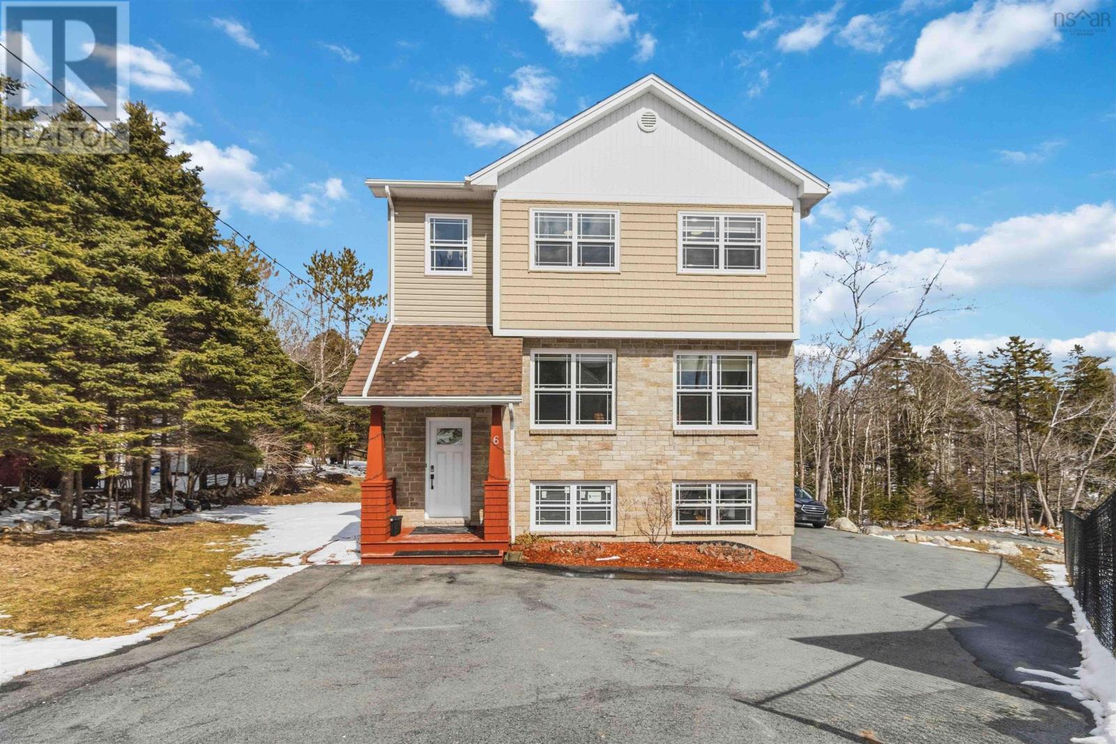 6 Riverwood Drive