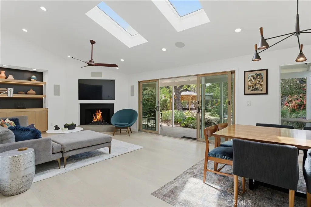 Additional image 8 of 5319 Penfield Avenue, Woodland Hills, CA 91364
