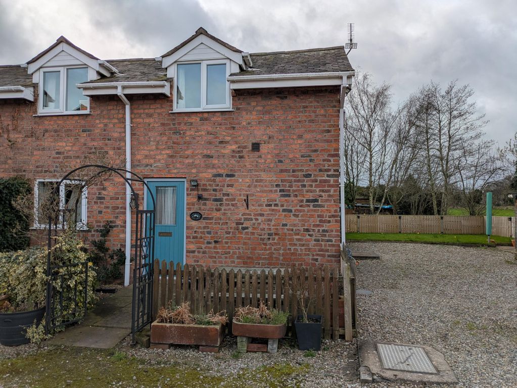 2 bed semi-detached house to rentRosemary Lane, Rossett, Holt LL12