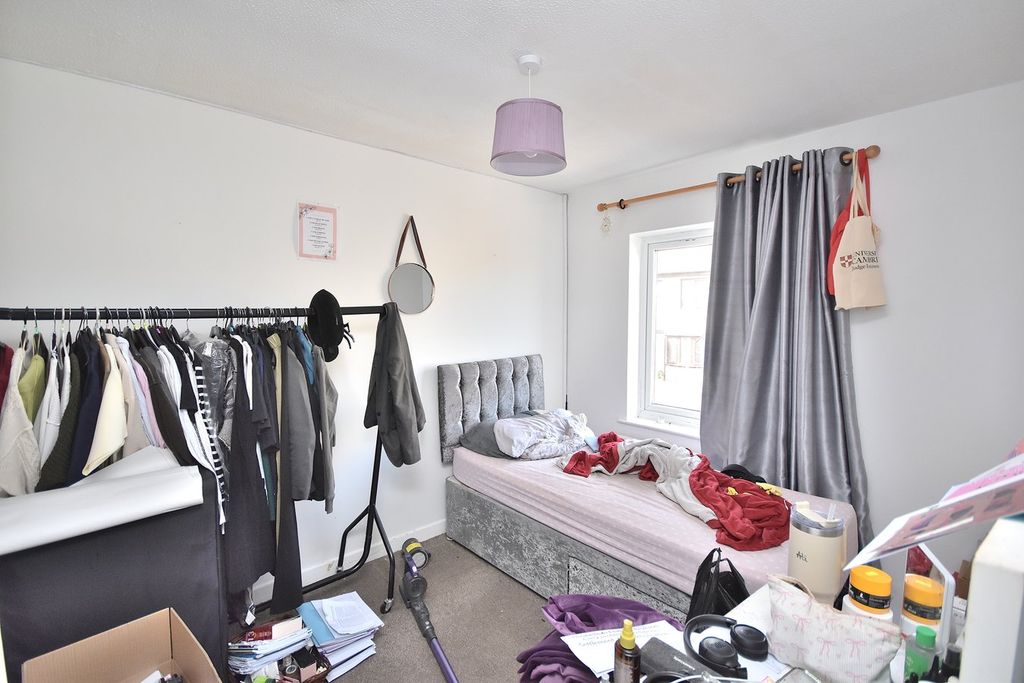 Additional image 7 of 3 bed semi-detached house to rentRaisins Field Close, Northampton NN3