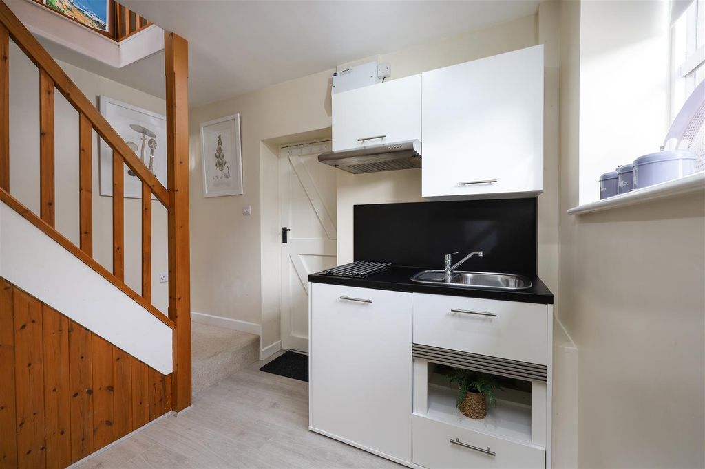 Additional image 15 of 4 bed detached house for saleWellow, Isle Of Wight PO41