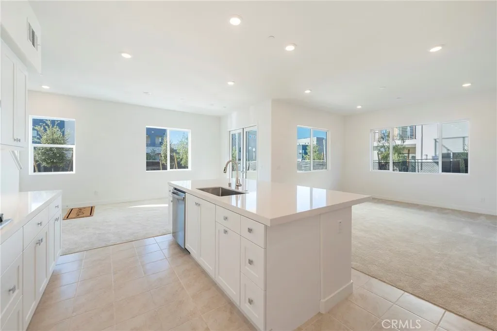 Additional image 8 of 121 Baluster, Irvine, CA 92618