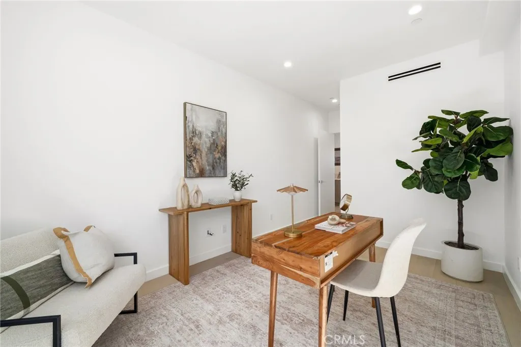 Additional image 19 of 5153 W Redondo Court, Los Angeles, CA 90019