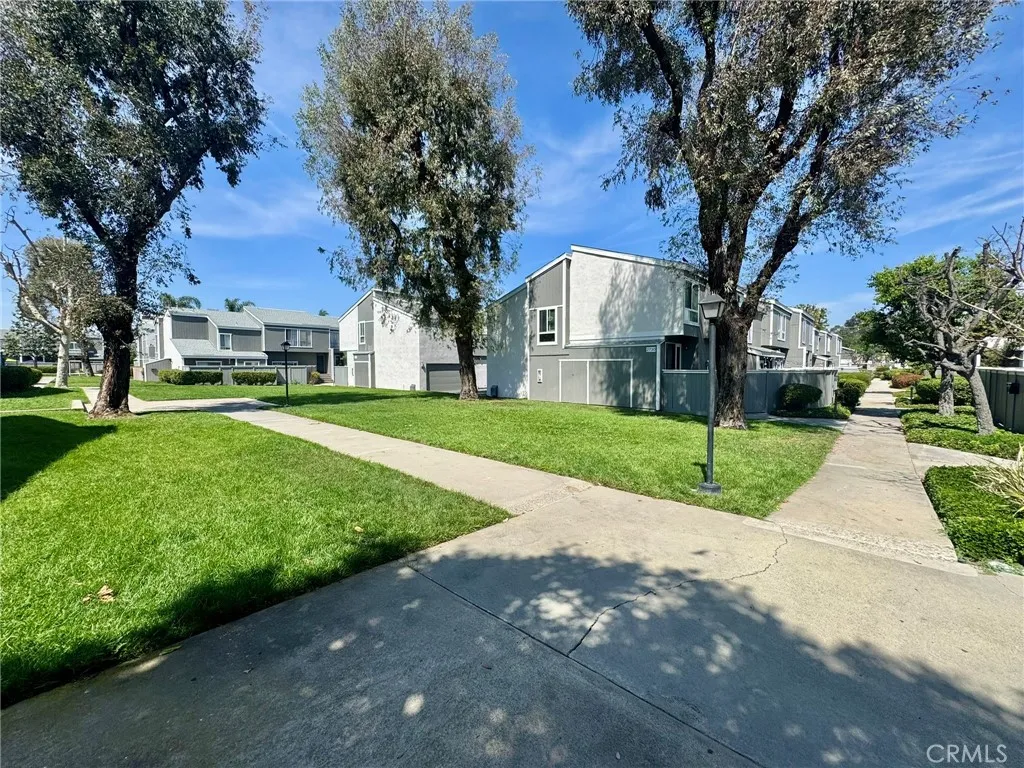 Additional image 26 of 2910 S Greenville St Unit H, Santa Ana, CA 92704