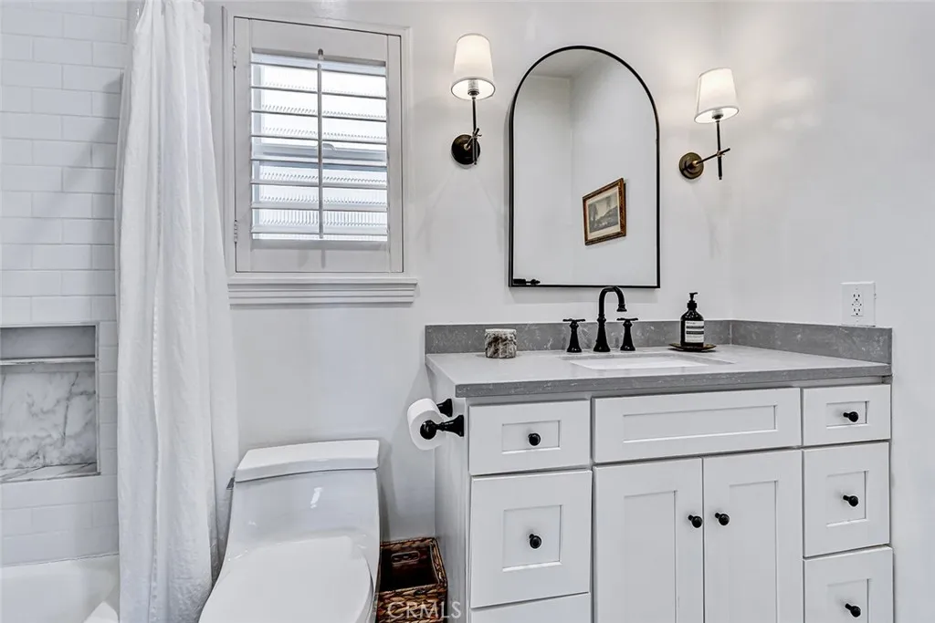 Additional image 49 of 3211 N Valley Dr, Manhattan Beach, CA 90266