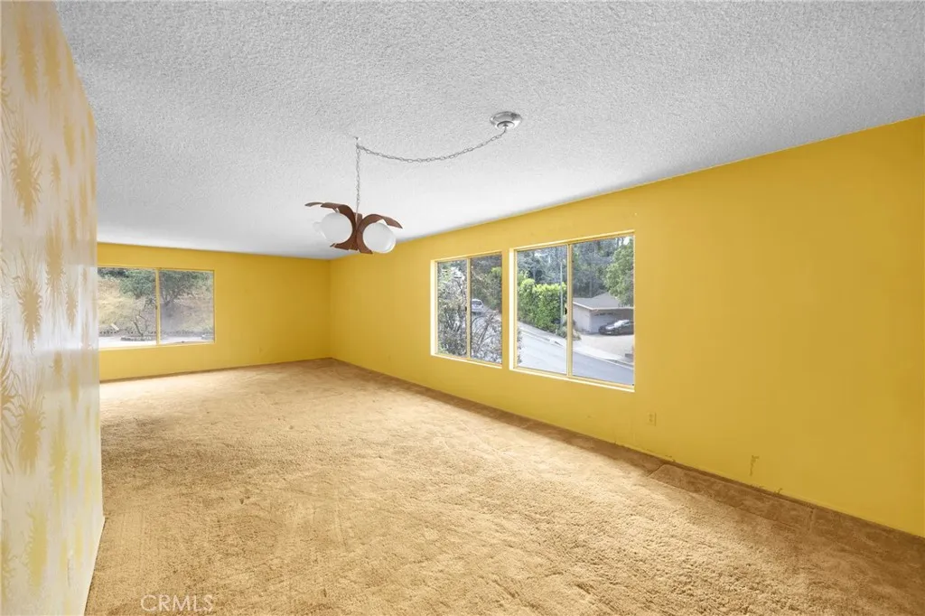 Additional image 80 of 3737 San Augustine Dr, Glendale, CA 91206