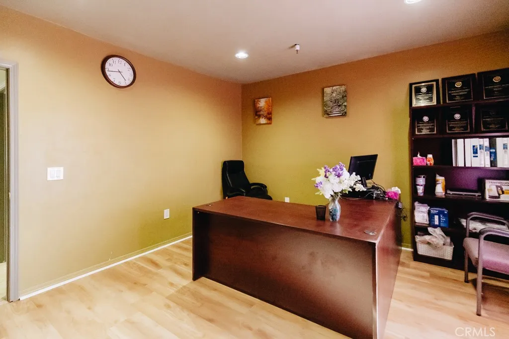 Additional image 21 of 847 N E Street, San Bernardino, CA 92410