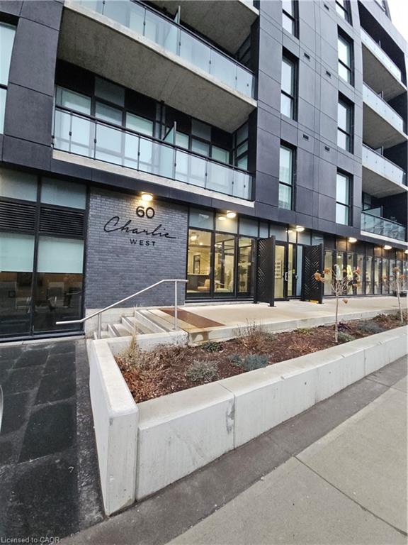 2501-60 Charles Street, Kitchener, ON, N2G 0C9