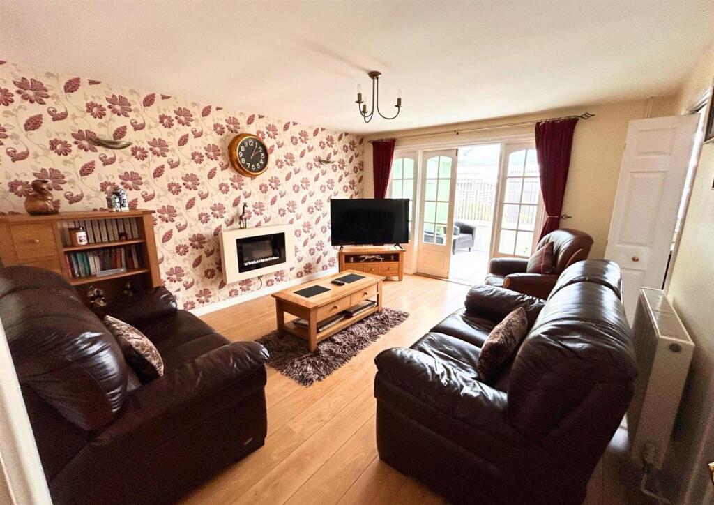 Additional image 3 of Pedlars Grove, Frome