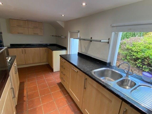 Additional image 7 of 3 bed semi-detached house to rentDrymen Road, Glasgow G61