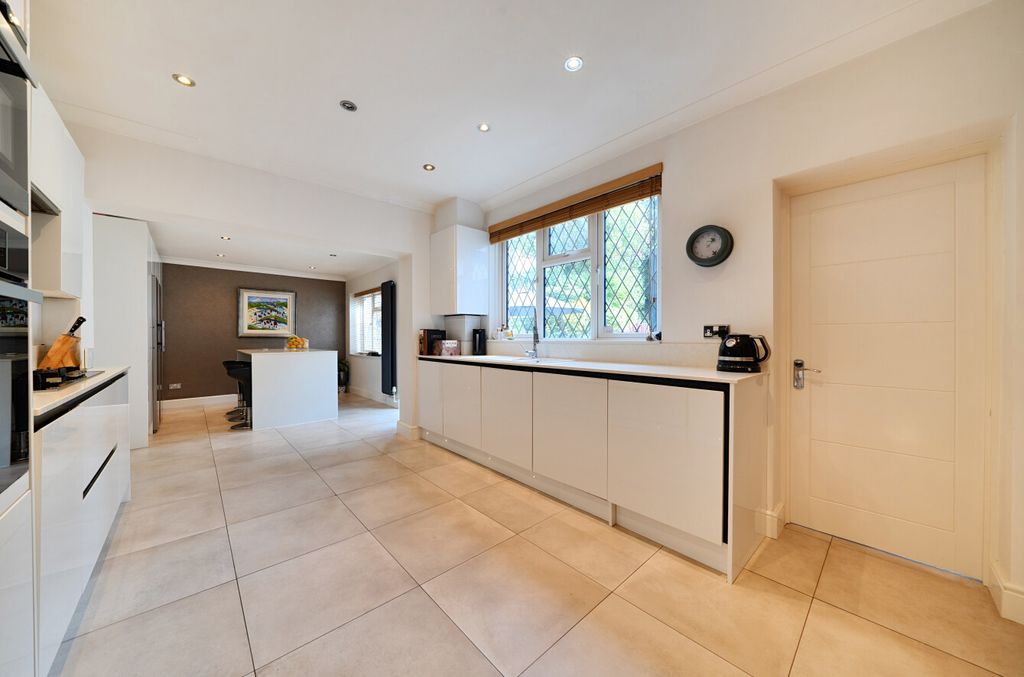 Additional image 12 of 5 bed detached house for saleYester Road, Chislehurst, Kent BR7