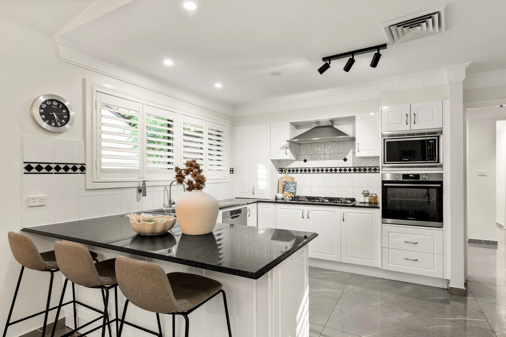 Additional image 5 of 2A Ocean Place, Illawong NSW 2234