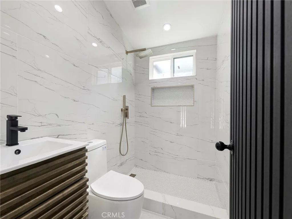 Additional image 26 of 20528 Hamlin Street, Winnetka, CA 91306