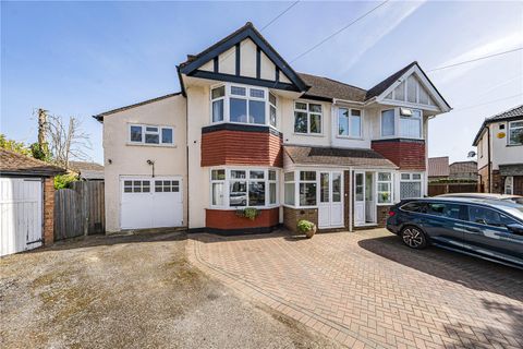 Drayton Gardens, West Drayton UB7