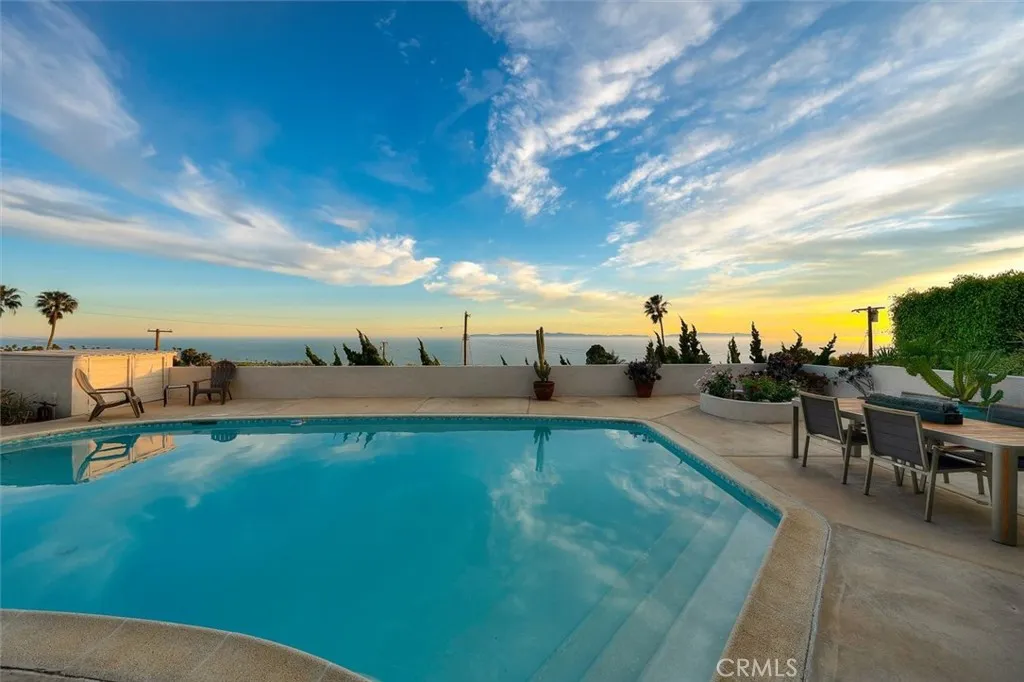 2225 Grenadier Drive, San Pedro, CA 90732 photo 4