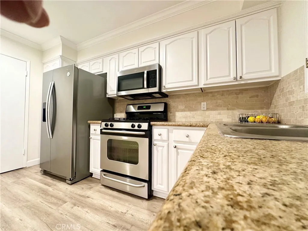 Additional image 13 of 1433 S Beverly Drive, Los Angeles, CA 90035