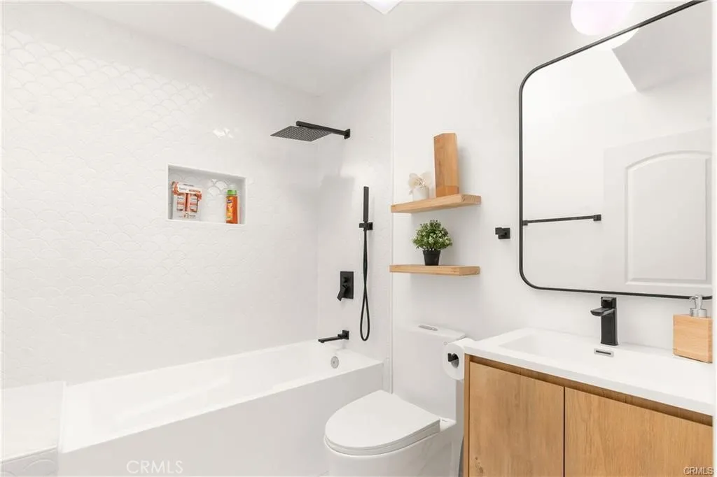 Additional image 10 of 503 Oleander Dr, Los Angeles, CA 90042