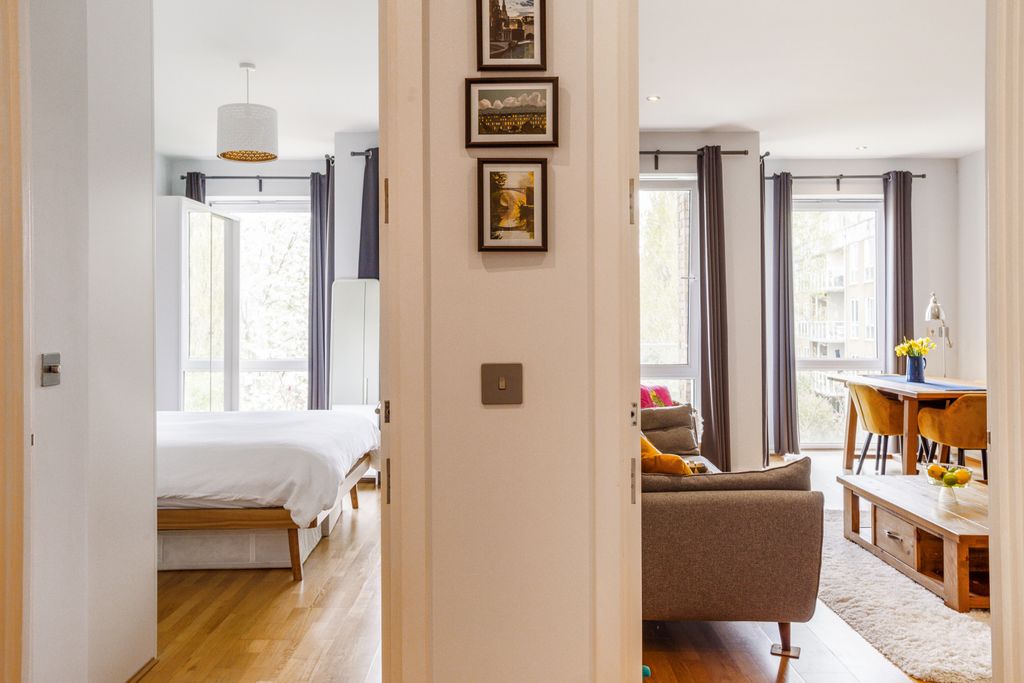 Additional image 16 of 1 bed flat for sale40 Melliss Avenue, Richmond TW9