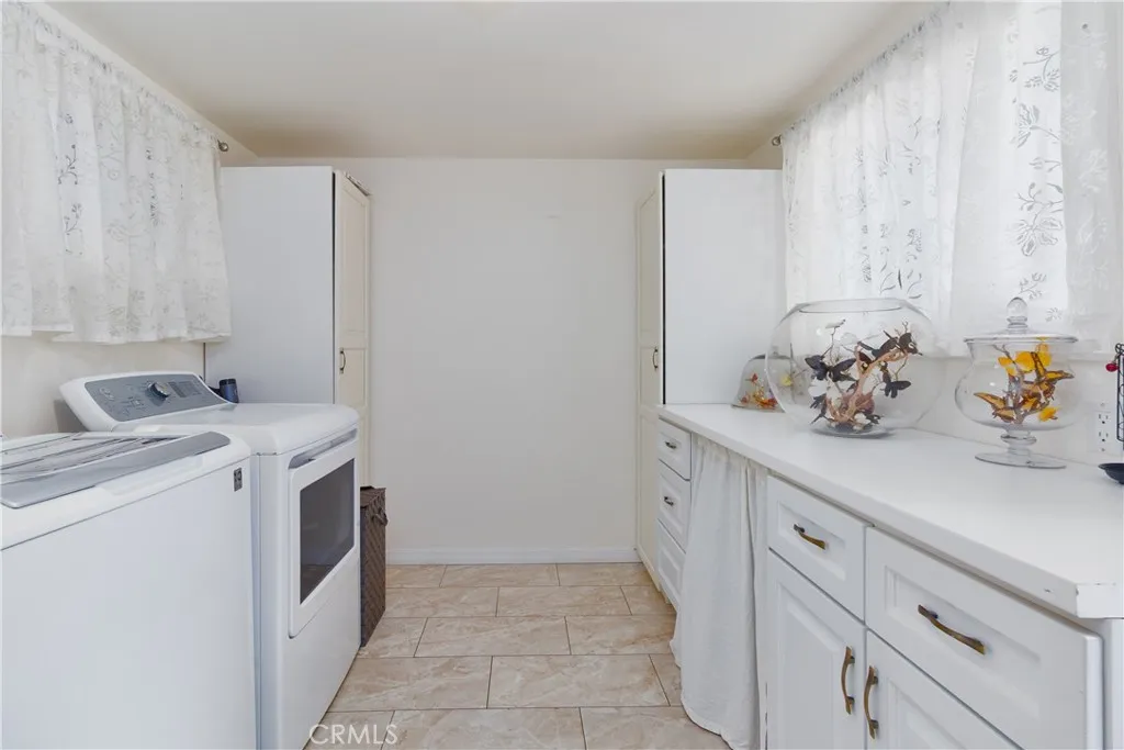 Additional image 31 of 14648 Covello St, Van Nuys, CA 91405